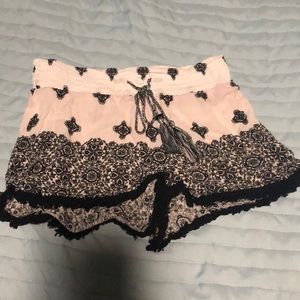 juniors patterned shorts
